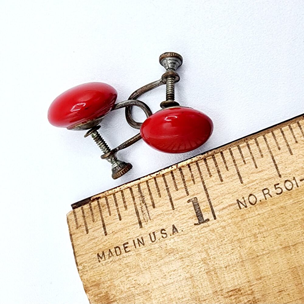 Cherry Red Glass Button Earrings 1940-50s Rockabilly VTG Screw Back Retro Pop - Picture 4 of 8